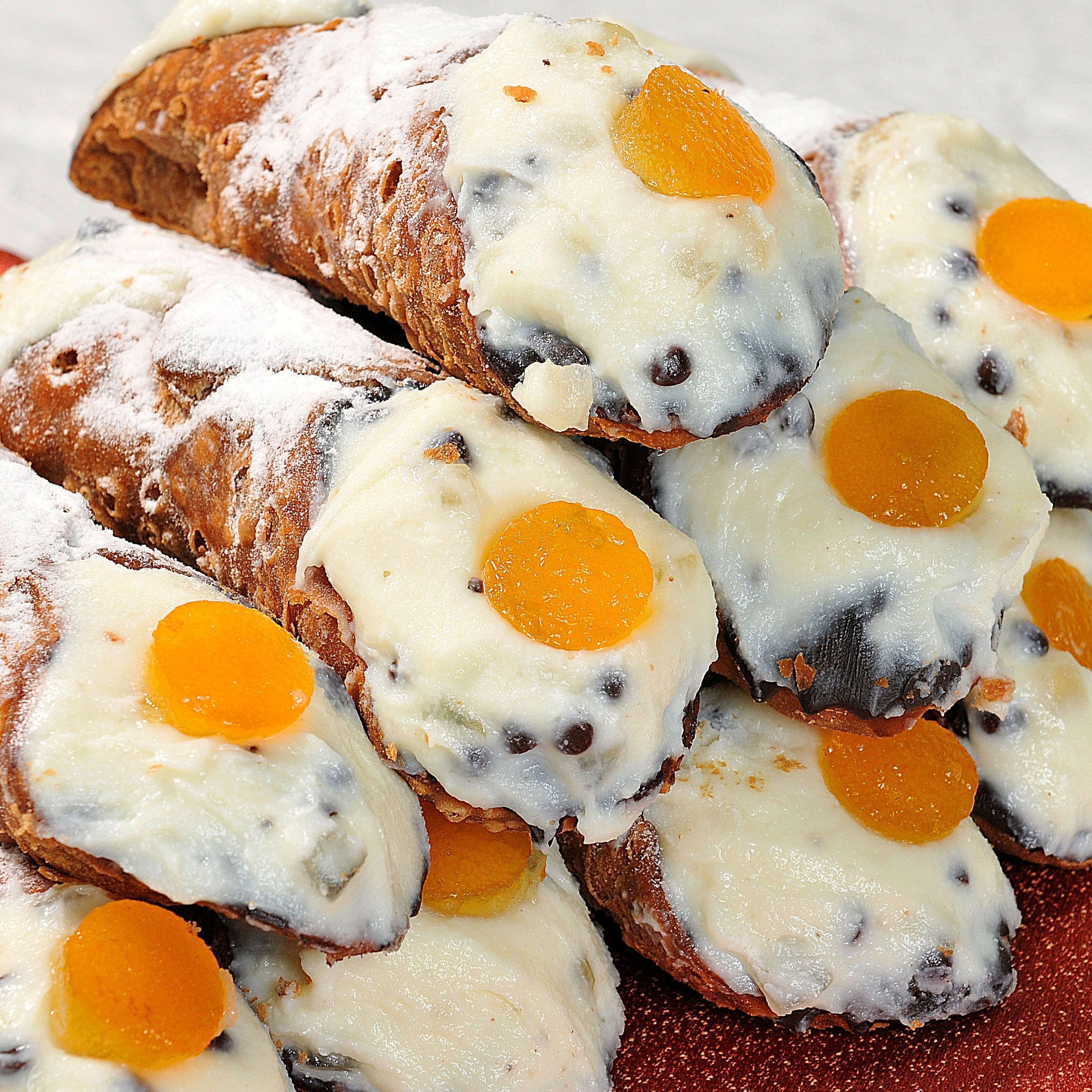 Cannoli siciliani by Scimone